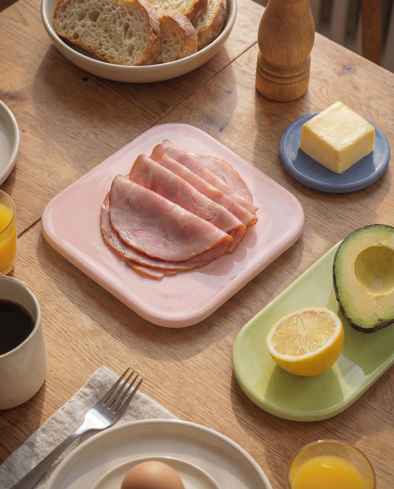 gallery breakfast table